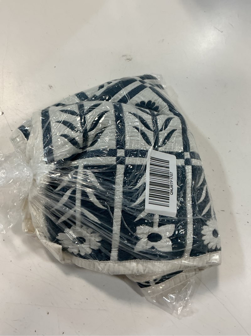 Condition photo showing Good Condition for organic cotton jacquard floral coverlet pillow case , full/queen, glacier blue