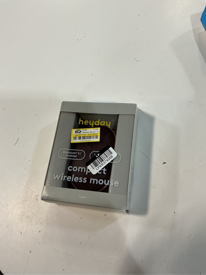 https://lotting-media.assets.bidfta.com/lotting_aea2bd0c-881d-4a93-a013-3149cf475ee5
