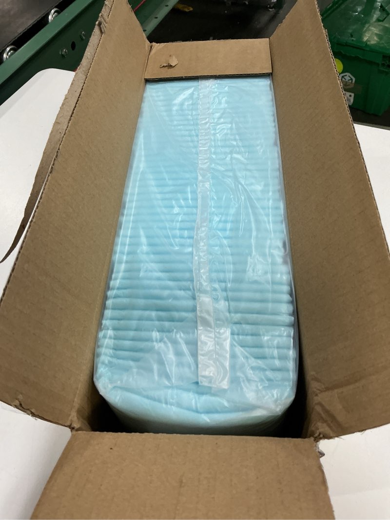 Condition photo showing New/Like New for fluffydream super absorbent waterproof dog and puppy pet training pad, housebreaking pet pad,blue (17.6"x23.6" (50pcs)) 17.6"x23.6"(50pcs)
