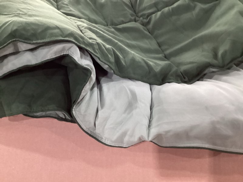 Condition photo showing As Is for HIG 3pc Green Queen Size Comforter Set - All Season Reversible Down Alternative Bedding Comforter Set - Quilted Duvet Insert with Corner Tabs - Box Stitched Blanket - Breathable, Soft, Fluffy