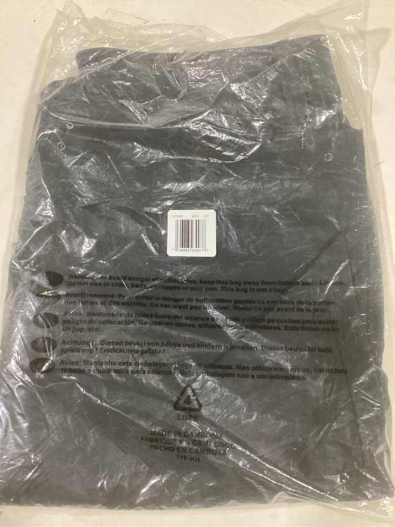 Condition photo showing Good Condition for Under Armour Men's Defender Pants, (001) Black / / Black, 38/32