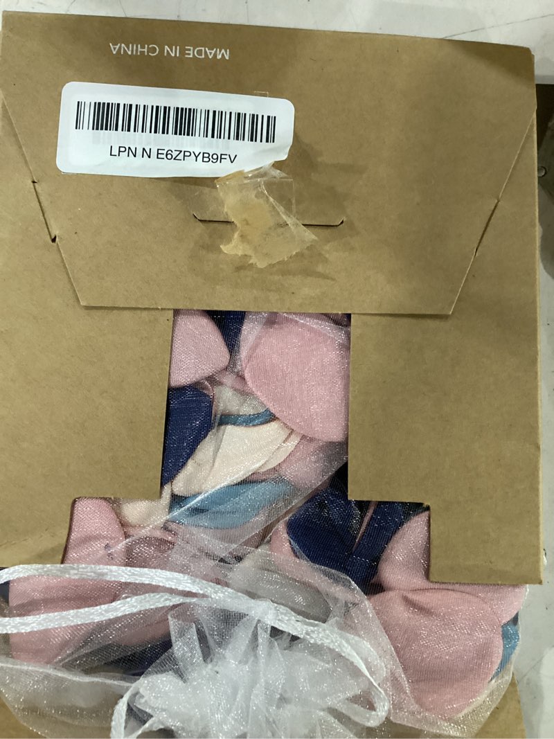 Condition photo showing Good Condition for ling's moment rose petals, silk flower petals for wedding/aisle/flower girl baskets/table centerpiece décor,etc.dusty rose navy blue 200pcs pk-dusty rose & navy blue 200pcs