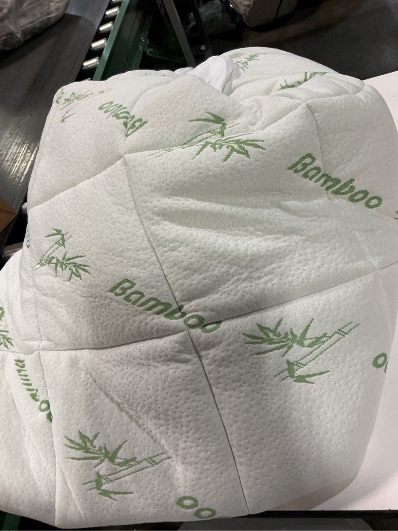 Condition photo showing Good Condition for Ultra Soft Full Size Mattress Topper - Viscose Made from Bamboo Pillow Top Mattress Pad for Back Pain Relief - Naturally Cooling for Hot Sleepers, Green Green Full