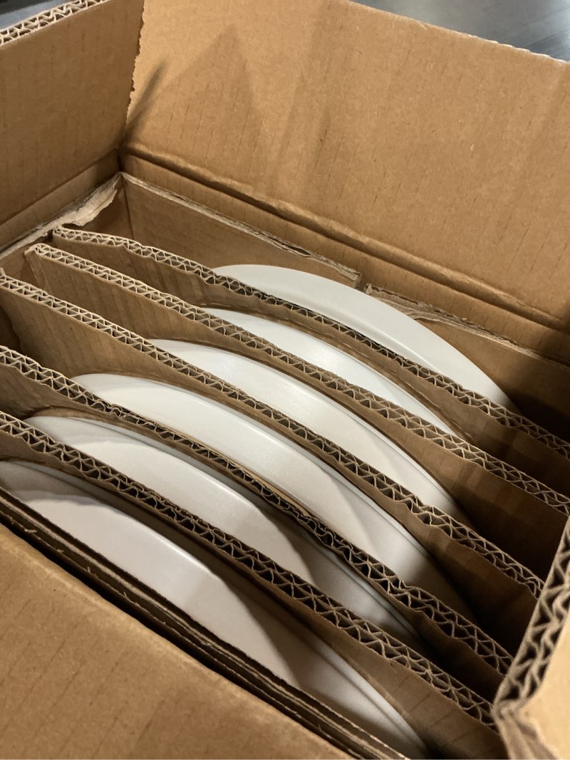 Condition photo showing Good Condition for amorarc ceramic dinner plates set of 6, 10.0 inch matte stoneware plates for kitchen,modern flat dinnerware dishes set,microwave& dishwasher safe, scratch resistant, matte white 10.0 inch matte white