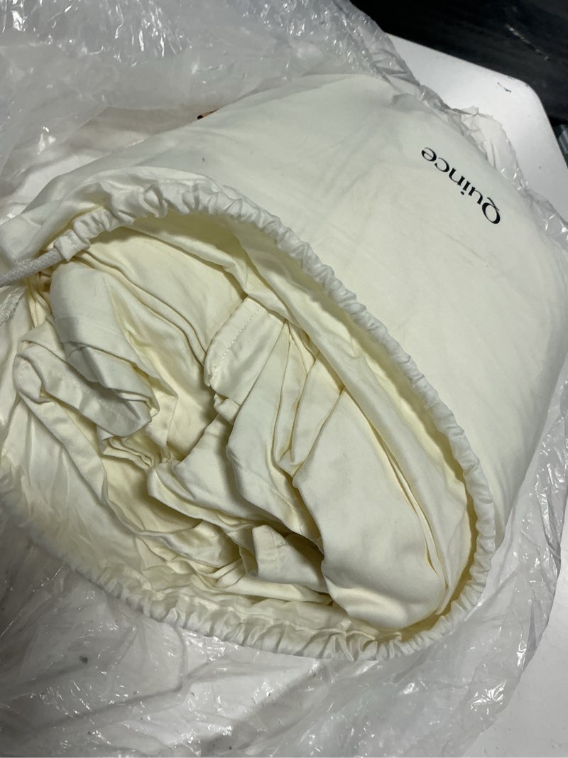 Condition photo showing Good Condition for signature giza cotton sateen sheet set, king, ivory
