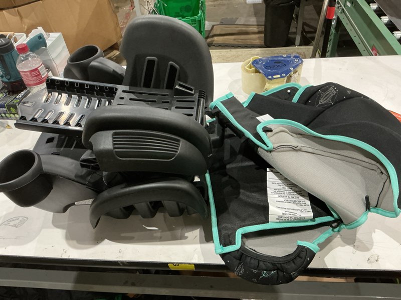 Condition photo showing Good Condition for evenflo gotime lx booster car seat (astro blue)