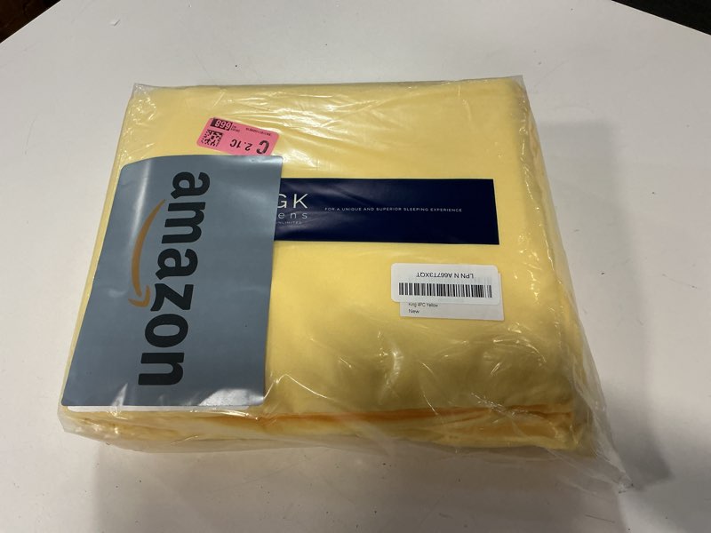 Condition photo showing Good Condition for King Size 4 Piece Sheet Set - Comfy Breathable & Cooling Bed Sheets Set - Hotel Luxury Bedding for Women, Men, Kids, Teens, Boys & Girls - Deep Pockets, Ultra-Soft, Wrinkle Free - Oeko-Tex - Yellow King 40 - Yellow