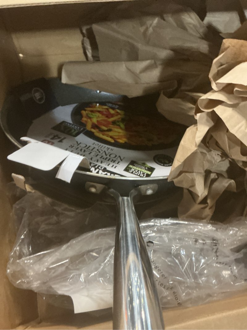 Condition photo showing Good Condition for Granitestone 14 Inch Frying Pan, Extra Large Frying Pan Skillet for Family Cooking, Non Toxic Mineral Nonstick Coating PFOA PFOS Free, Ergonomic Stay Cool Handle, Oven and Diswasher Safe 14" Family Pan with Lid Silver