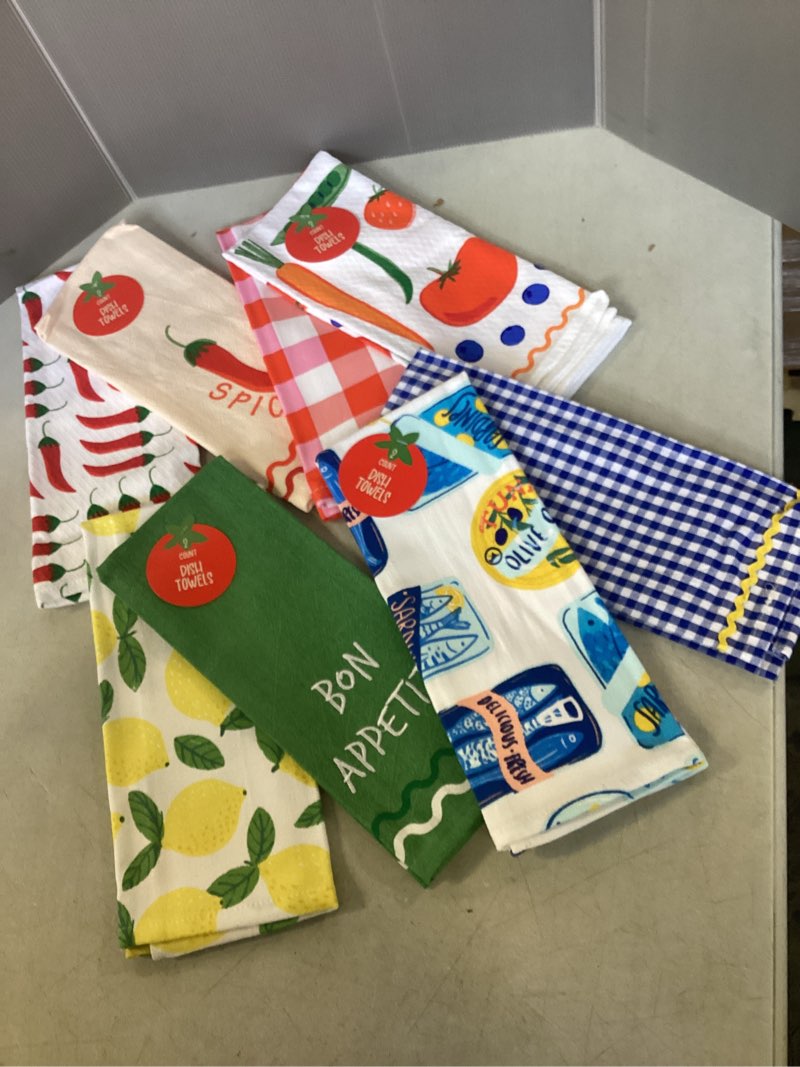 2-Count DishTowels 4-diferent models. (case pack of 8-counts). 