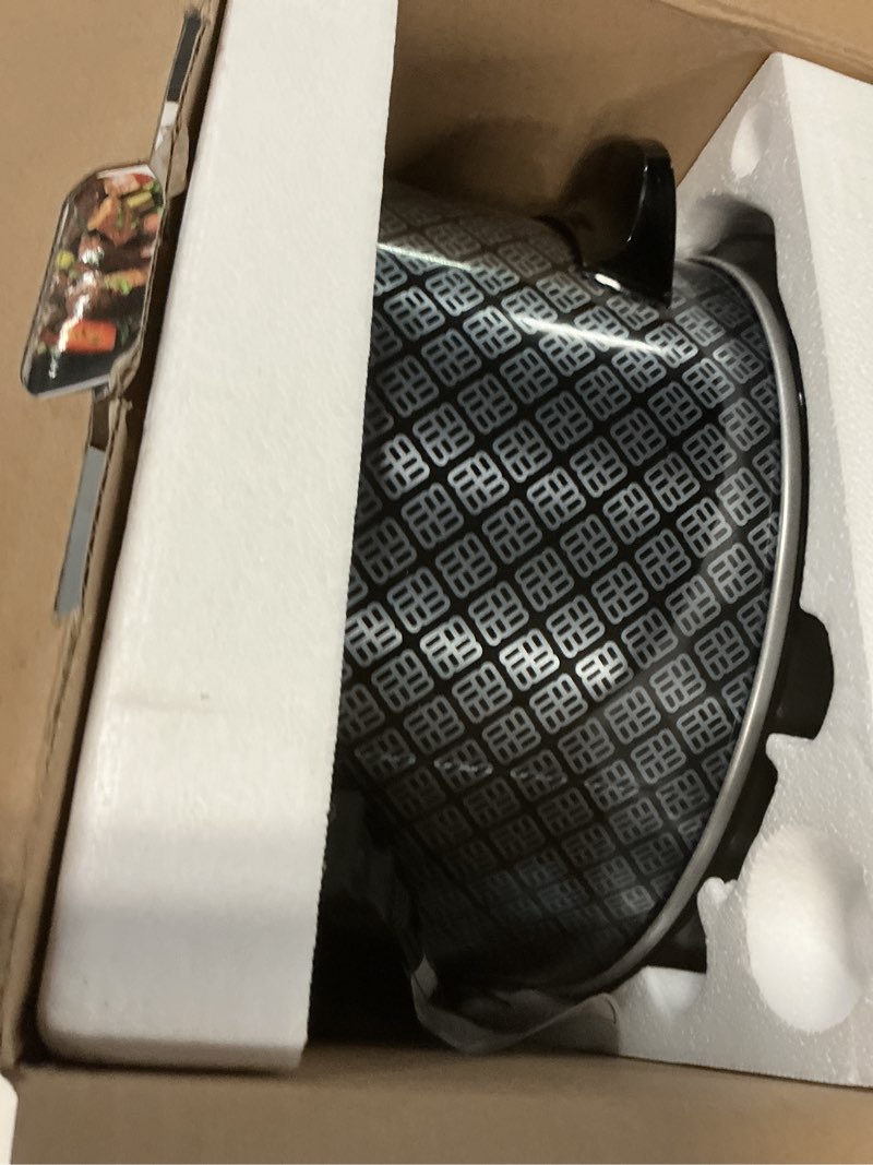 Condition photo showing Good Condition for West Bend Slow Cooker 4-Quart Manual Crockery Style with Dishwasher Safe Oval Ceramic Crockpot and Glass Lid Two Temperature Settings Plus Keep Warm, 210-Watts, Black