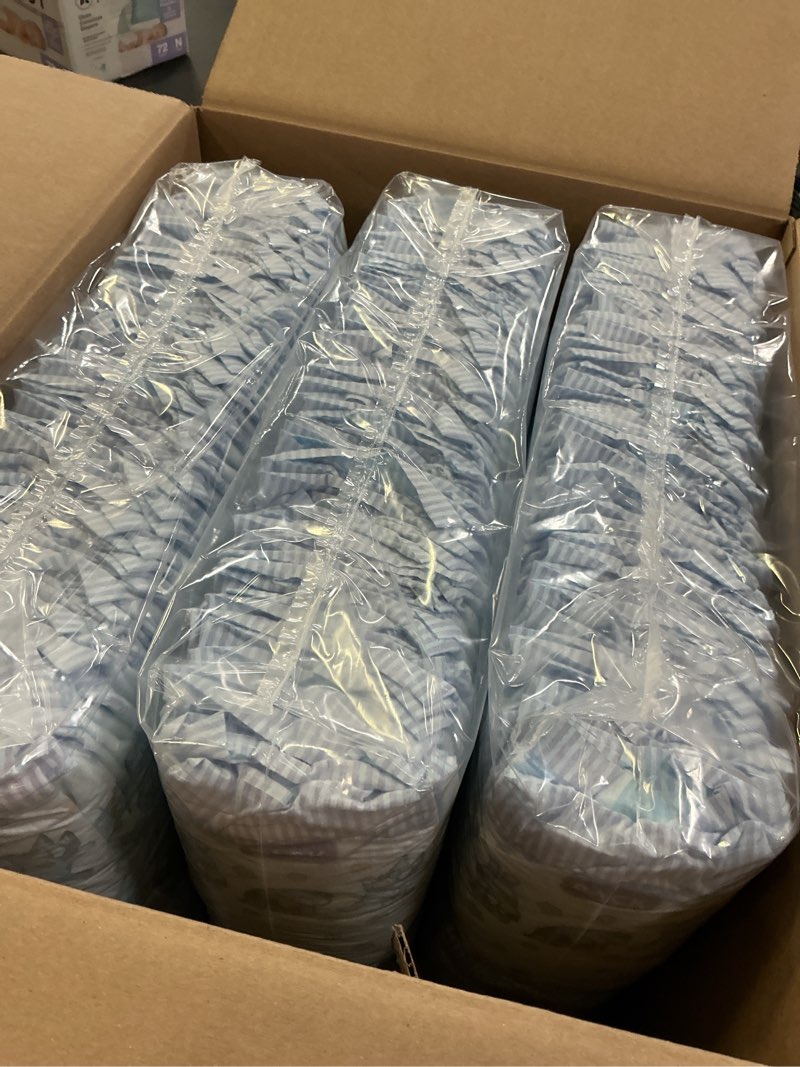 Condition photo showing New/Like New for luvs size 1 baby diapers, platinum protection bluey diapers for day & night, size 1, 294 count (packaging may vary) size 1 294