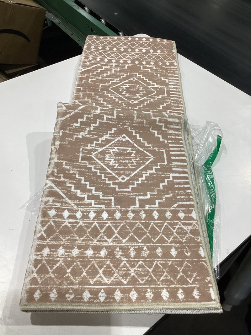 Condition photo showing New/Like New for wonnitar moroccan washable kitchen runner rug 2'6"x8', non-slip boho rug runners for hallways, farmhouse floor carpet soft runner for bathroom hall entyway (kakhi,2'6"x8') 2'6" x 8' (runner) khaki