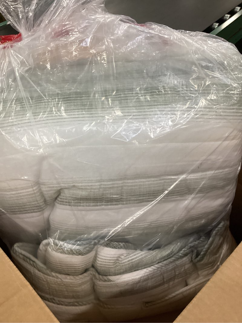 Condition photo showing As Is for Tommy Bahama - Quilt Set, Luxuriously Soft Textured Bedding with Matching Shams, Striped Design, Modern Home Essentials (La Prisma Green, Full/Queen)