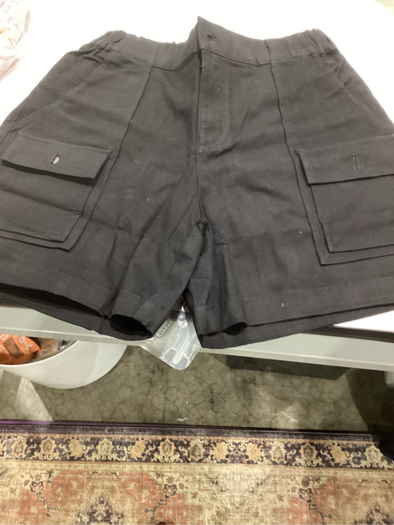 Condition photo showing Good Condition for lepunuo cargo shorts for women baggy casual elastic waist shorts relaxed fit stretch cargo shorts with 6 pockets large black