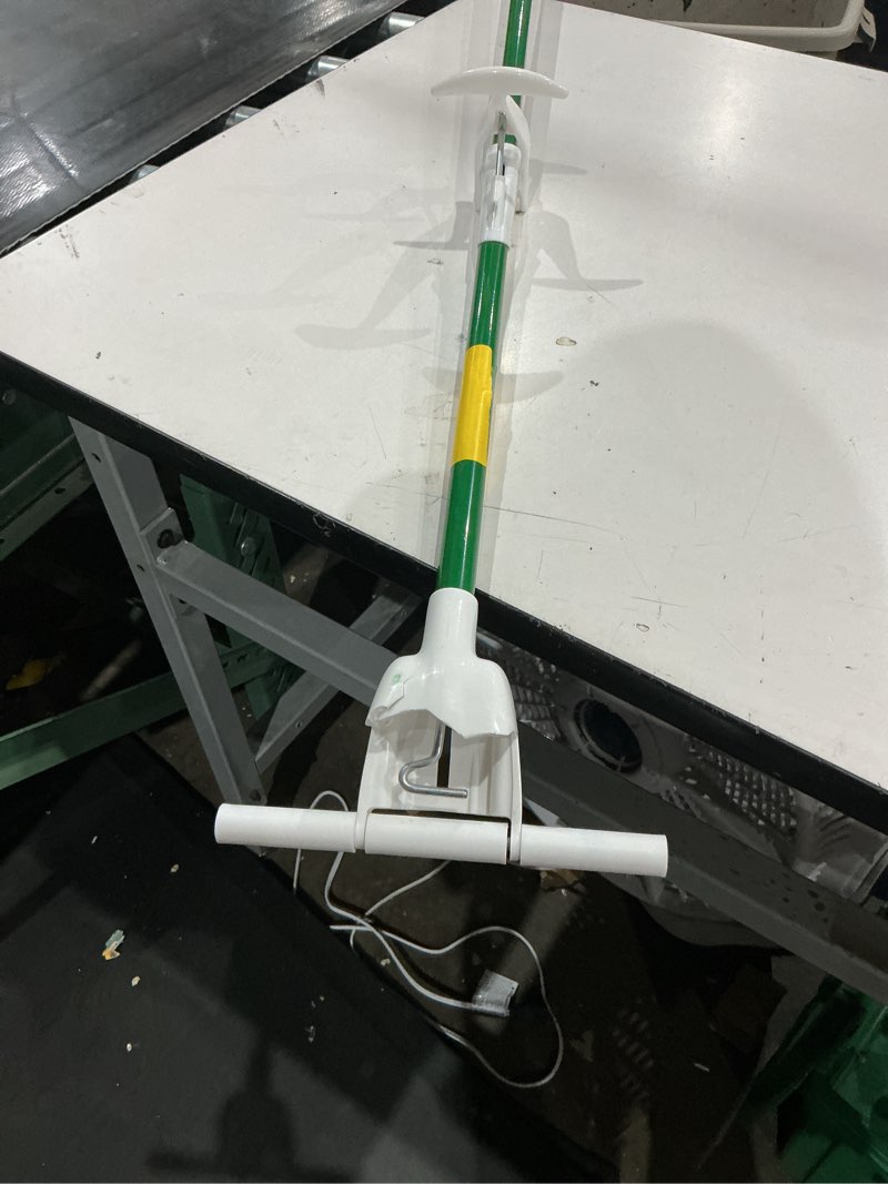 Condition photo showing As Is for libman sponge roller mop green steel handle