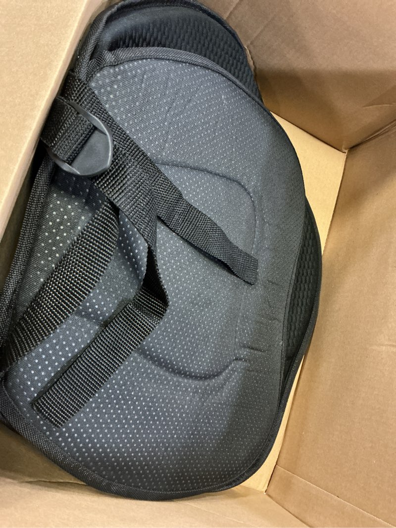 Condition photo showing Good Condition for Kayak Seat Deluxe Padded Fishing Boat Seat Deluxe Sit-On-Top Canoe Seat Cushioned - Comfortable Backrest Support Universal Sit with Adjustable Back Strap Detachable Storage Bag 1 X Cushions Sets