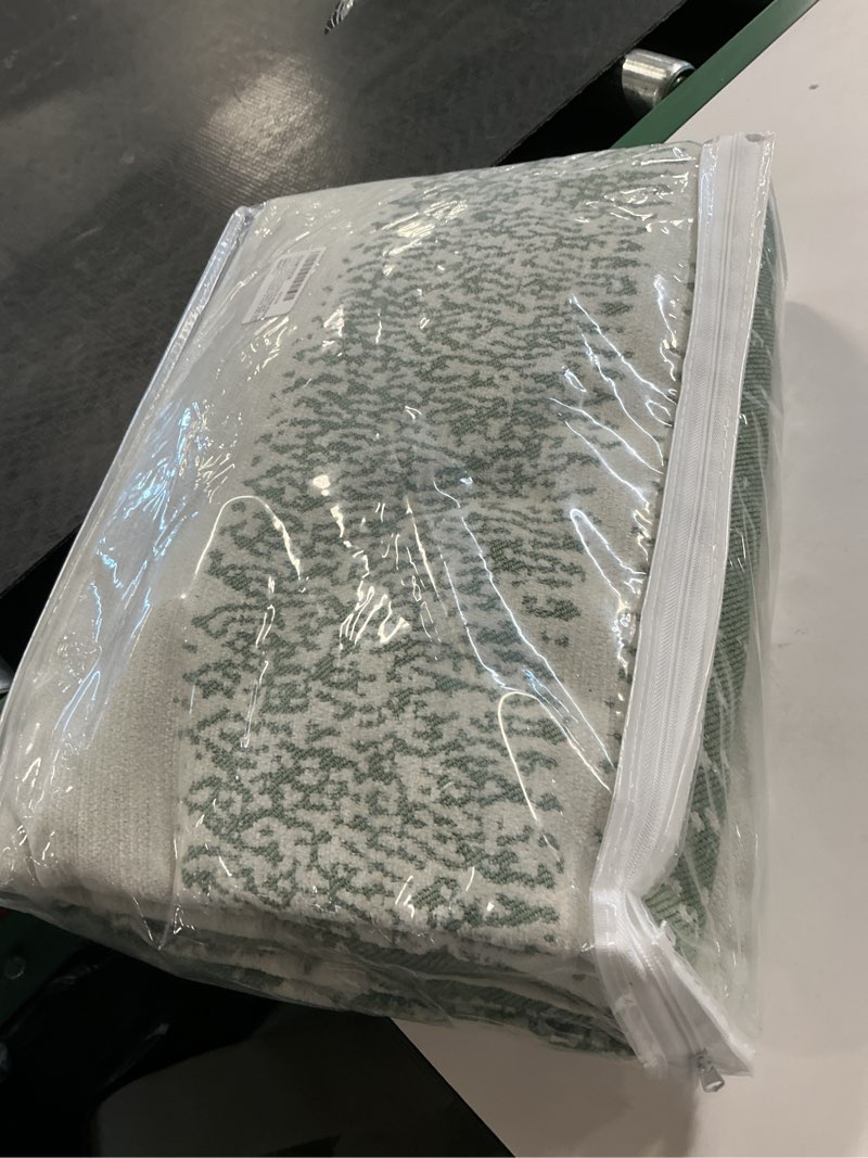 https://lotting-media.assets.bidfta.com/lotting_aee8fd35-6ef4-458f-a571-c12b019c1aa4