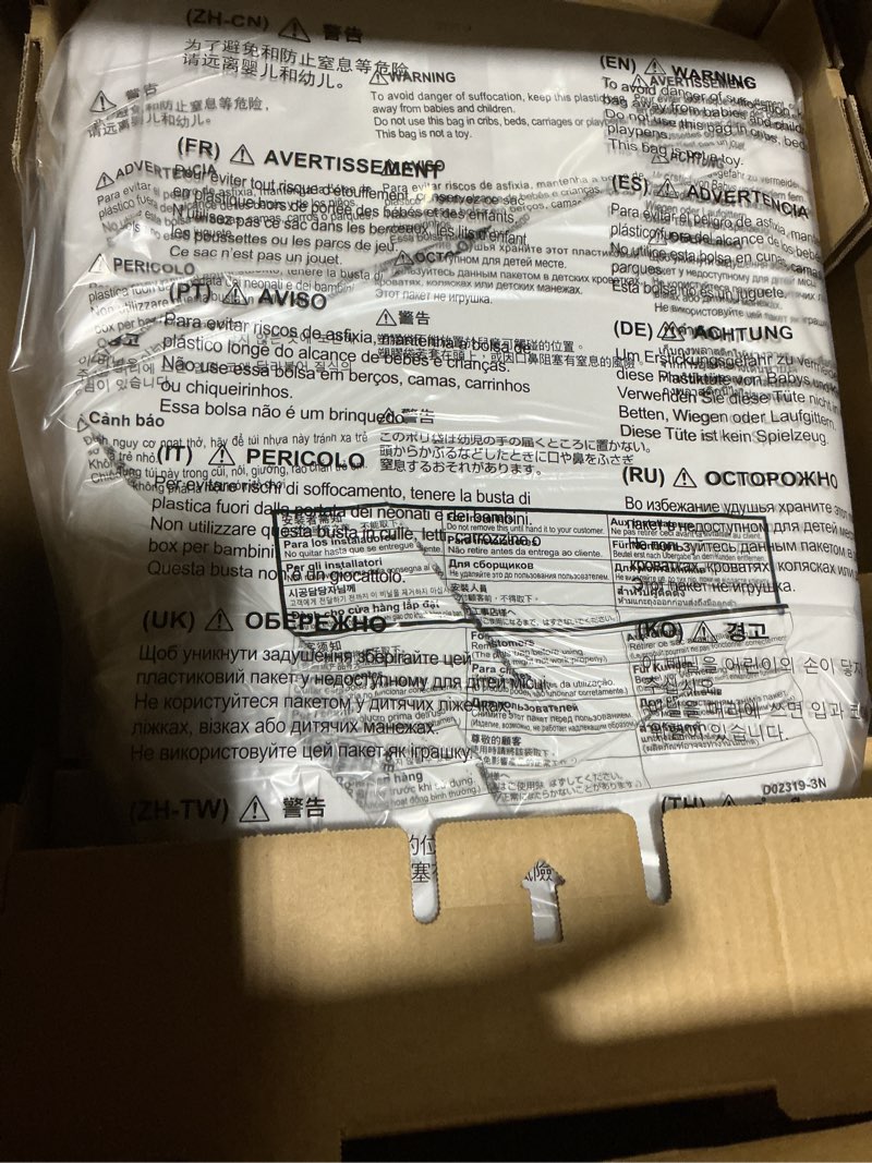 Condition photo showing New/Like New for toto® drake® transitional washlet®+ elongated 1.28 gpf universal height tornado flush® toilet with s5 bidet seat, cotton white - 4boxes