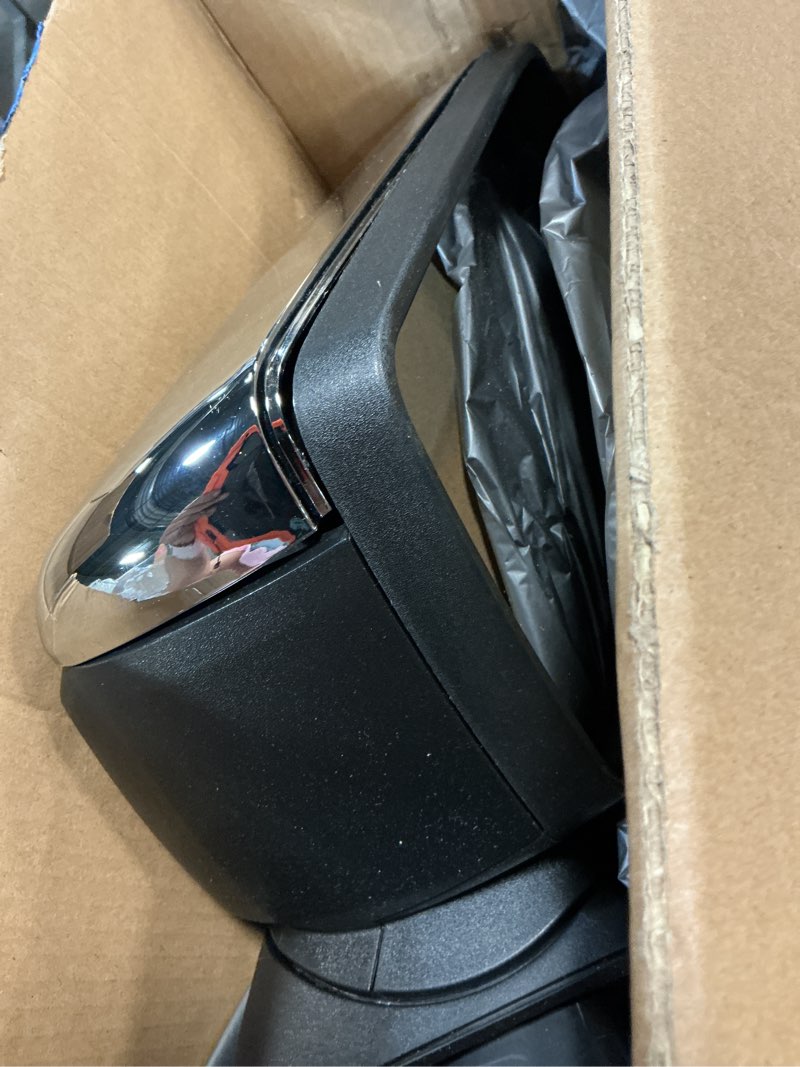 Condition photo showing Good Condition for right passenger side mirror compatible with 2019-2026 gmc sierra 1500 with power folding heated turn signal puddle light memory temperature sensor chrome replace#84898873 84732186(15pins) r-15pins chrome