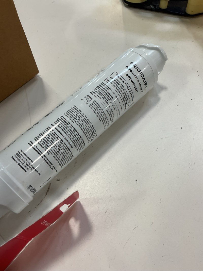 Condition photo showing Good Condition for FRIGIDAIRE EPTWFU01 PureSource Ultra II Refrigerator Water Filter, 1 Count, White
