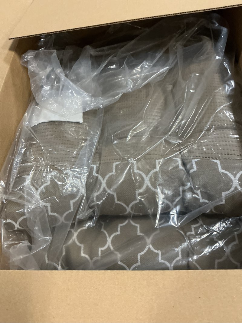 Condition photo showing Good Condition for Klear Vu Gripper Overstuffed Universal Non-Slip Dining Chair Cushions for Kitchen Decor or Office Use, U-Shaped Skid-Proof Seat Pad, 15x15 Inches, 2 Count (Pack of 1), Geo Tan 2 Count (Pack of 1) Geo Tan