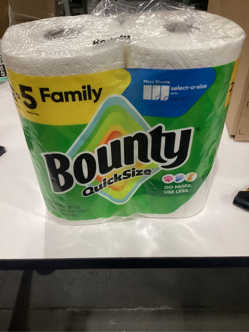 Bounty Paper Towels Quick Size, White, 16 Family Rolls = 40 Regular Rolls