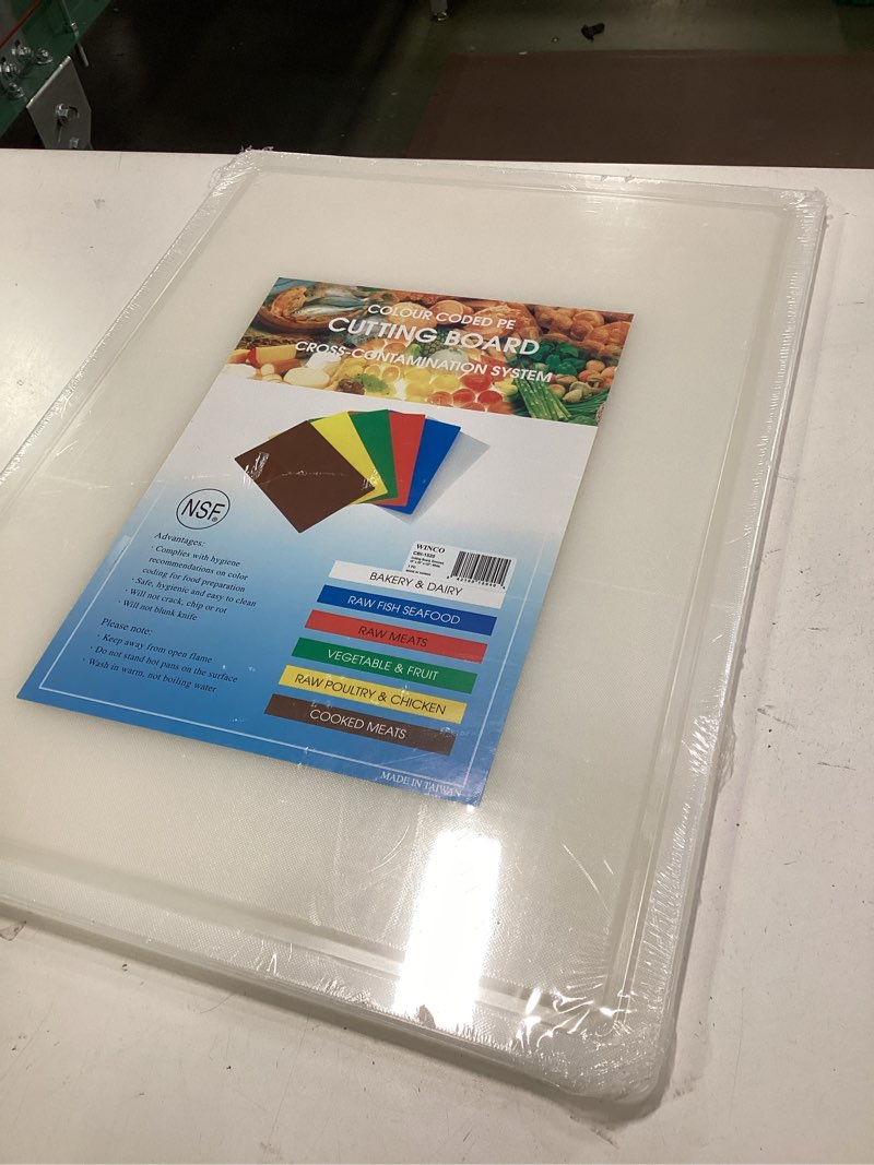 Condition photo showing Good Condition for Winco CBI-1520 Grooved Cutting Board, 15-Inch by 20-Inch by 1/2-Inch, White,Medium