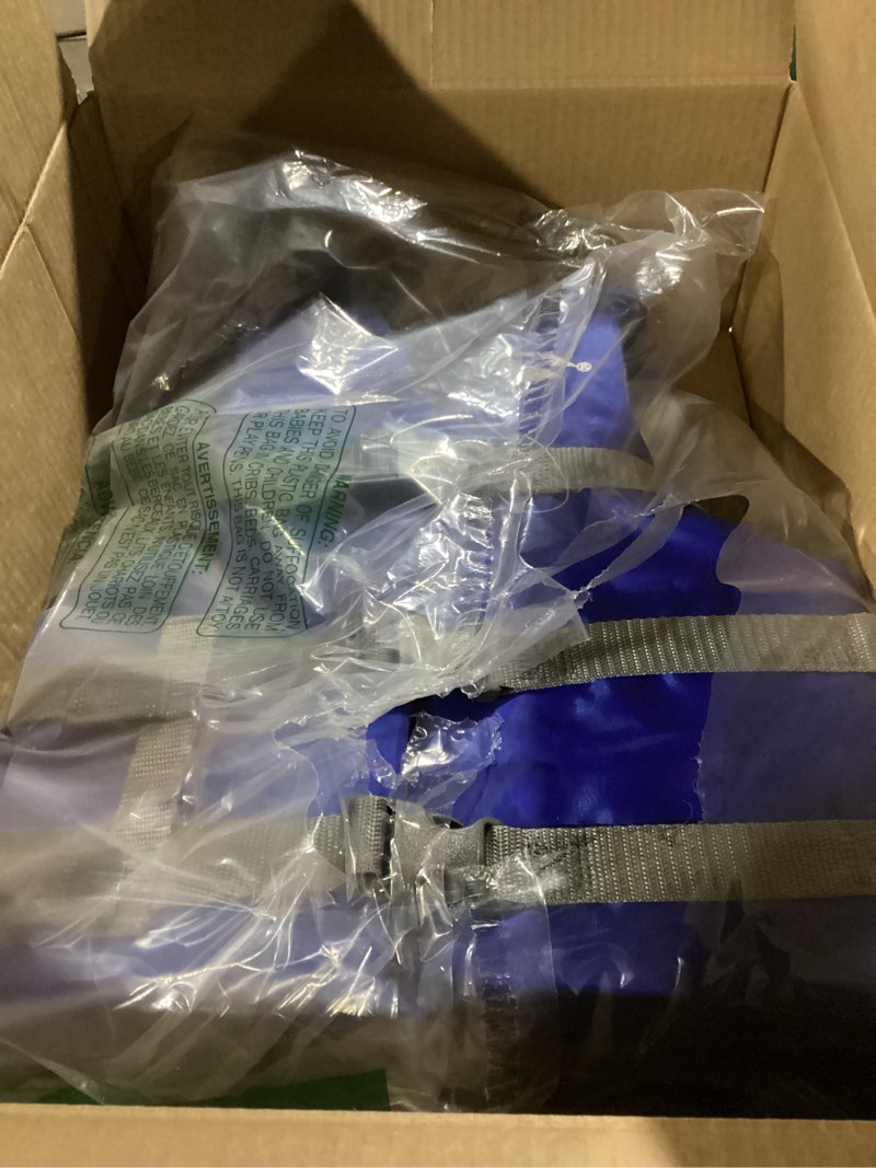 Condition photo showing Good Condition for Stearns Kids Life Vest, USCG Approved Type III Life Jacket for Children Under 90lbs, Youth PFD for Boating, Swimming, Watersports, Pool, Beach, & More