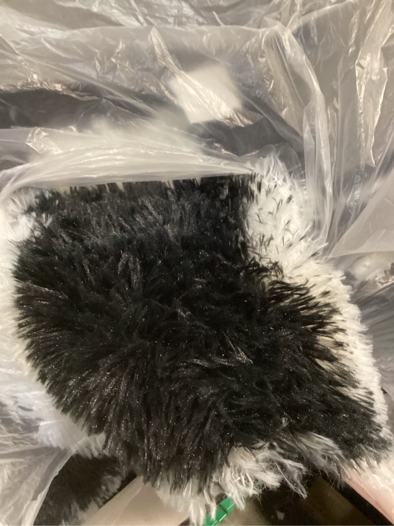 Condition photo showing Good Condition for hugear 8x10 checkered rug black and white living room modern shag rug super soft washable indoor fuzzy carpet fluffy vacuumable area rugs for bedroom home decor non slip 8' x 10' (rectangular) black&white
