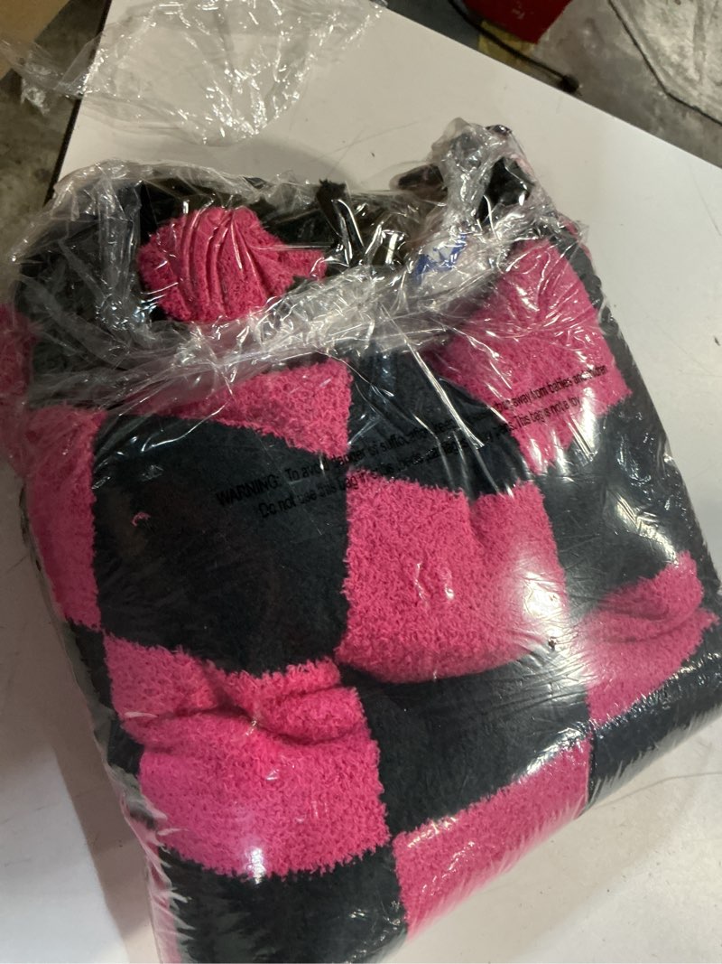 Condition photo showing Good Condition for rose red and white plaid throw blanket for couch,soft cozy cable knit throw for bed sofa chair living room,lightweight warm maximalist decor christmas fleece blanket,50\"x60\"(cr-