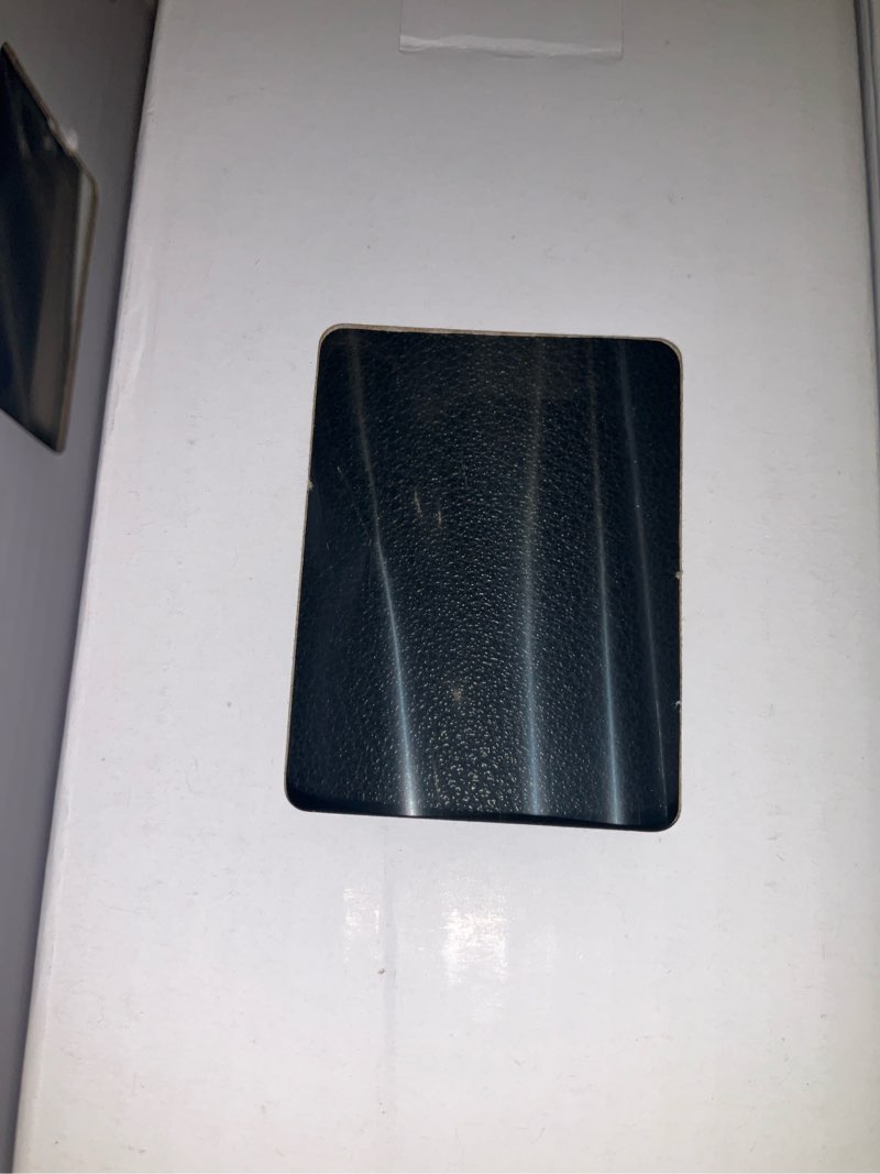 https://lotting-media.assets.bidfta.com/lotting_af4bd704-f3d2-4272-b376-0d631be84216