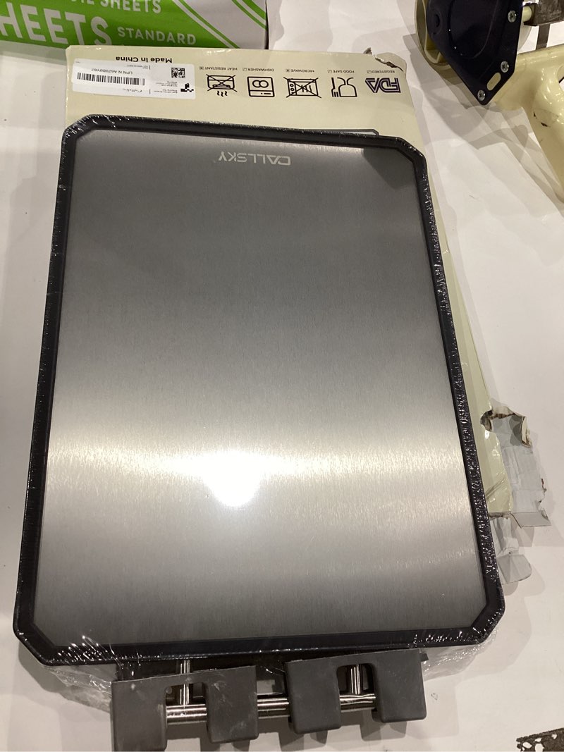 Condition photo showing Good Condition for Titanium Cutting Board for Kitchen, Double Sided Non Toxic Titanium Cutting Board with JUICE GROOVE, Food-Grade Metal Chopping Board, Pure Titanium&Wheat Straw PP, Dishwasher Safe16.3”×11”-1 PC Built-in Groove 16.3"L x 11"W