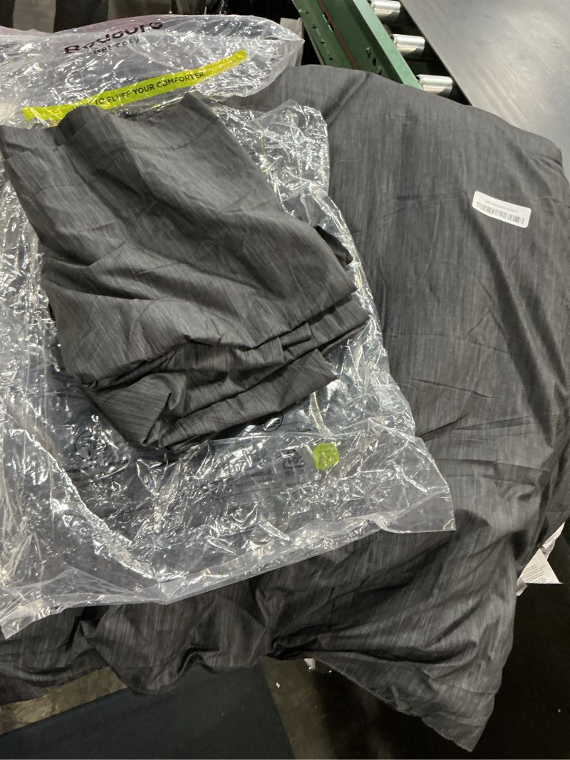 Condition photo showing Good Condition for bedsure king size comforter set - black soft bedding for all seasons, cationic dyed bed set, 3 pieces, 1 king size comforter (104"x90") and 2 pillow shams (20"x36"+2") king 03 - charcoal melange
