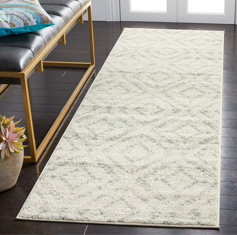 SAFAVIEH Adirondack Collection Runner Rug - 2'6" x 6' Runner, Ivory 
