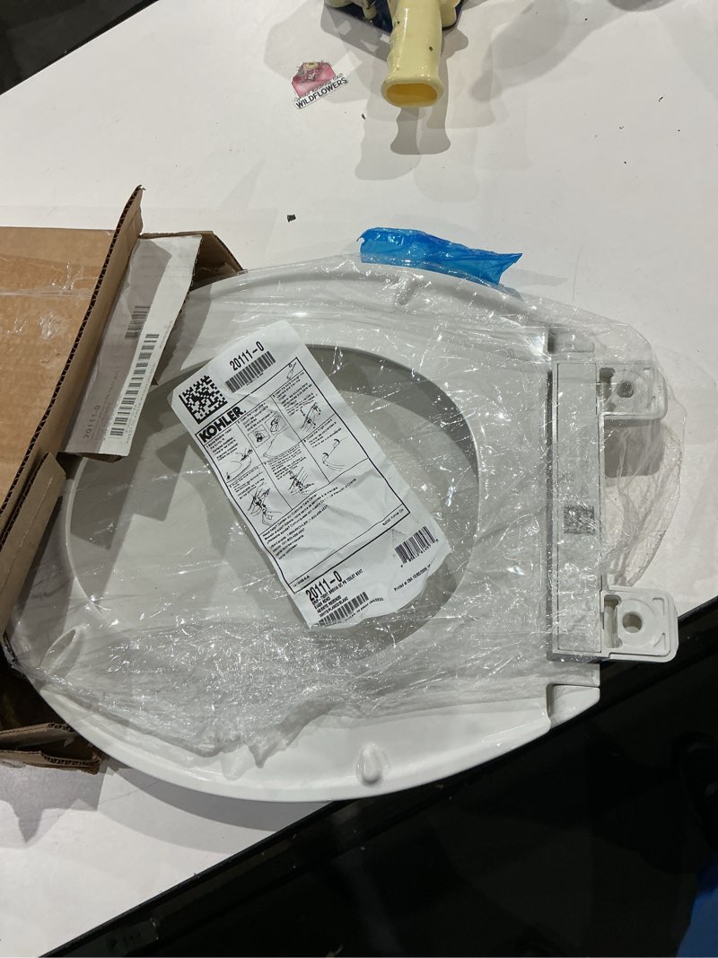Condition photo showing Good Condition for little2big toilet seat with built-in toddler potty training seat, slow close, easy to install, made in usa, elongated, white
