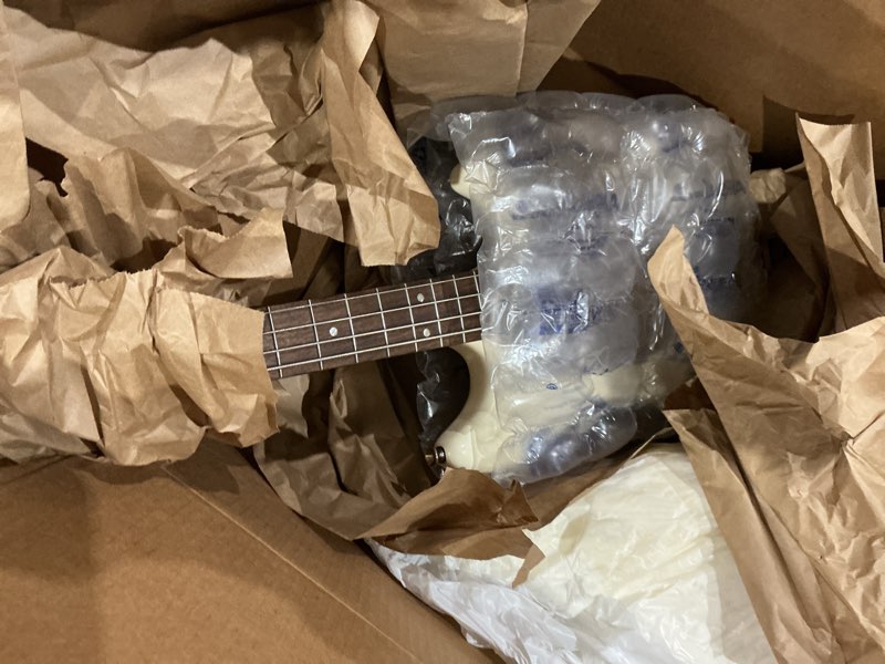 Condition photo showing Good Condition for squier classic vibe 60s precision bass, olympic white, laurel fingerboard olympic white precision bass
