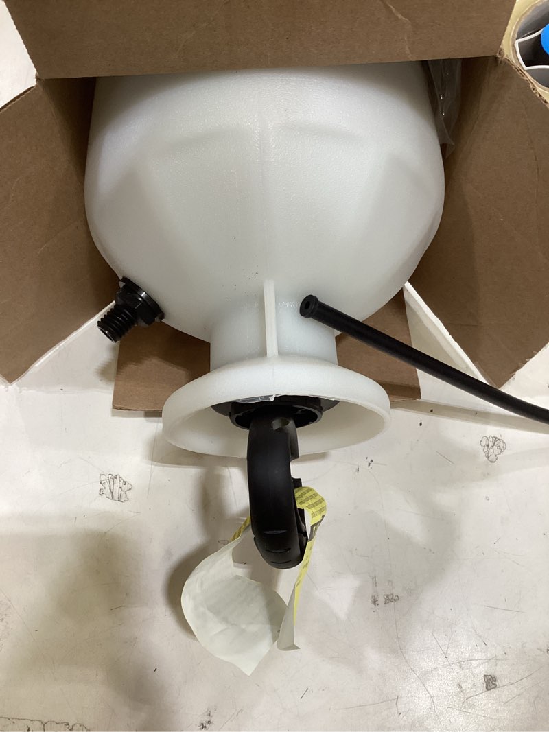 Condition photo showing Good Condition for chapin 20006 pump sprayer, 3?gallon, lawn & garden, translucent poly tank, funnel?top, surespray anti?clog filter, adjustable cone nozzle & 34" hose for fertilizer, weed & pest application