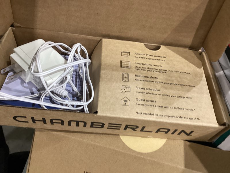 Condition photo showing Good Condition for CHAMBERLAIN Smart Garage Control - Wireless Garage Hub and Sensor with Wifi & Bluetooth - Smartphone Controlled, myQ-G0401-ES, White