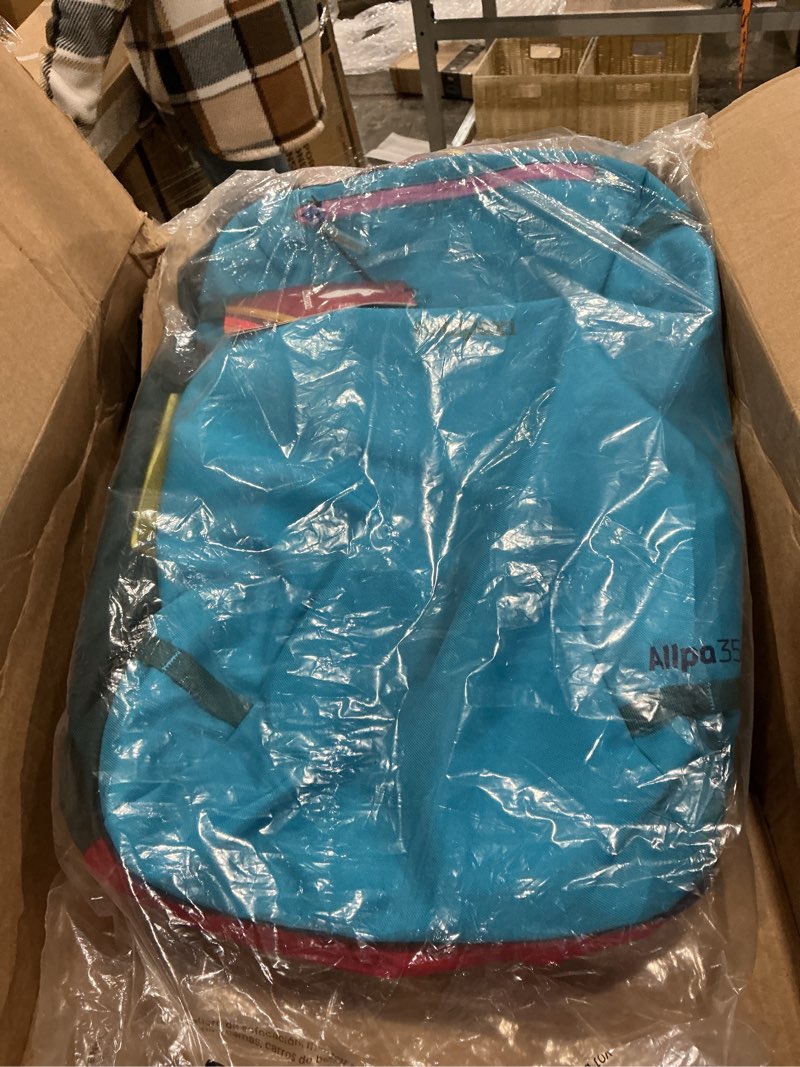 Condition photo showing New/Like New for cotopaxi allpa 35l travel pack, del dia, one size