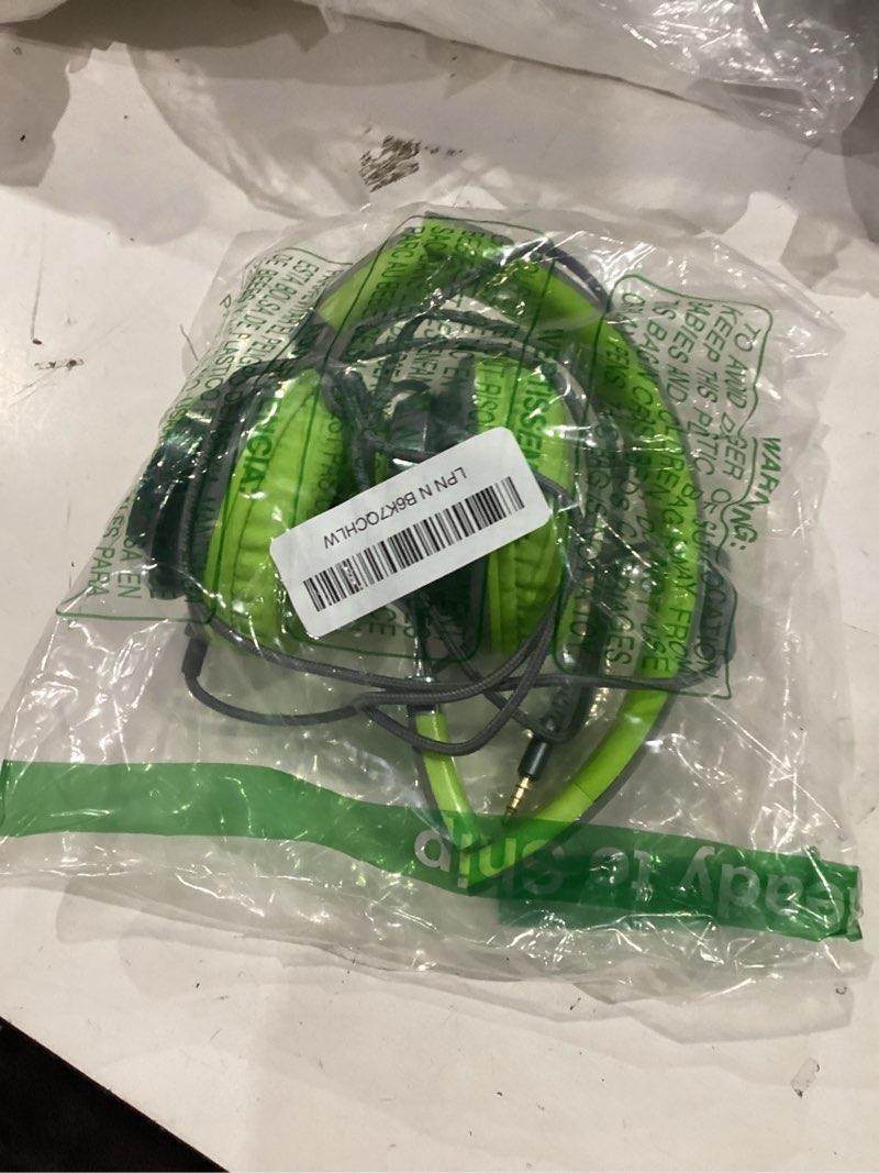 Condition photo showing Good Condition for ailihen c8 headphones wired, on-ear headphones with microphone and volume control, corded 3.5mm headset for boys girl school smartphones chromebook laptop computer tablets airplane travel (grey/green) grey green medium