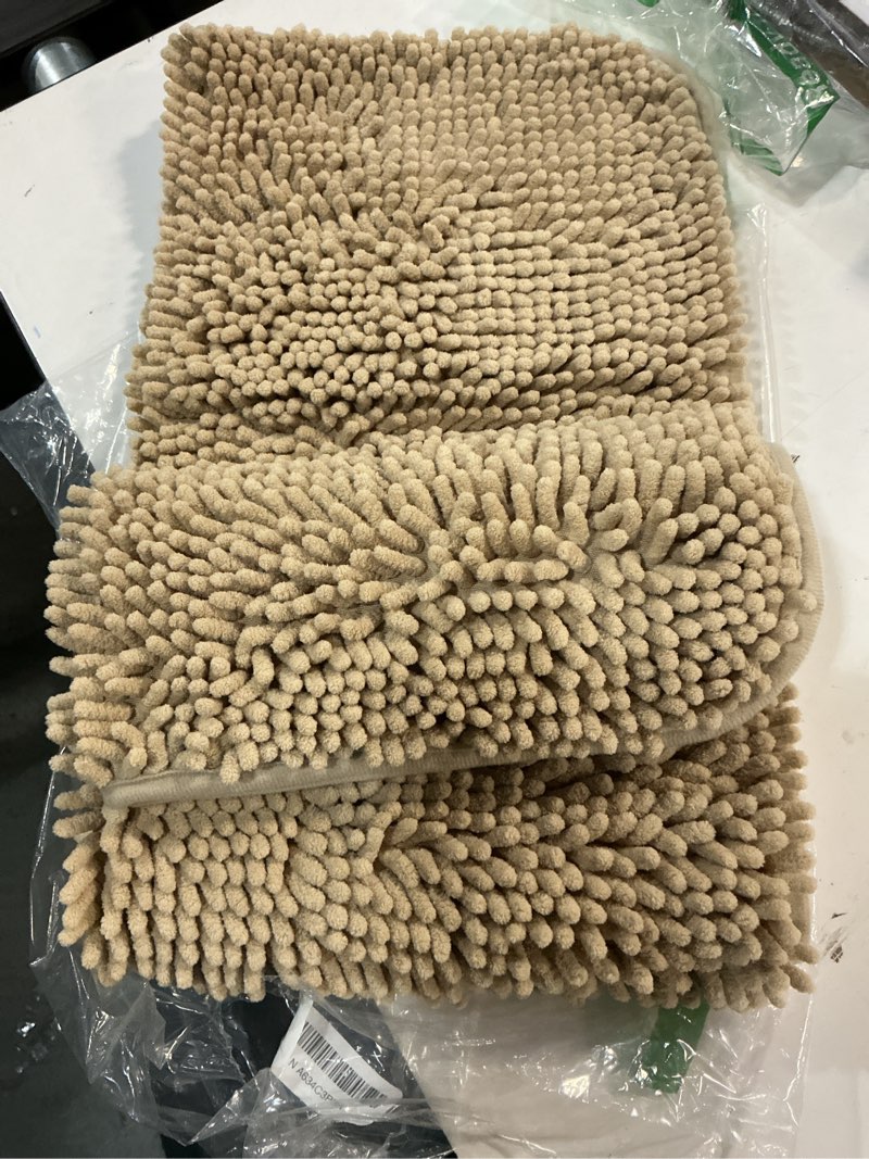 Condition photo showing Good Condition for OLANLY Bathroom Rugs 30x20, Extra Soft Absorbent Chenille Bath Rugs, Rubber Backing Quick Dry, Machine Washable Bath Mats for Bathroom Floor, Tub and Shower, Home Decor Accessories, Beige 30" x 20" Beige