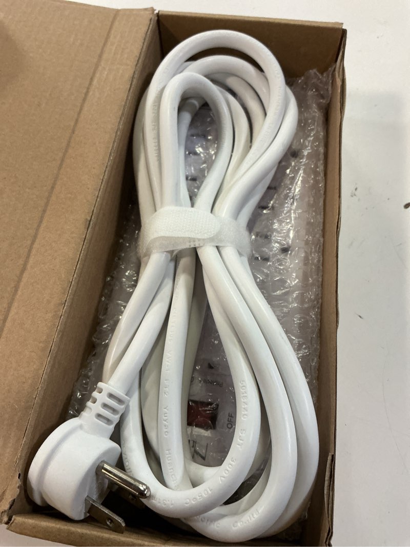 Condition photo showing Good Condition for surge protector power strip - nuetsa flat plug extension cord with 8 outlets and 4 usb ports, 10 feet power cord (1625w/13a), 2700 joules, etl listed, white 10 ft white