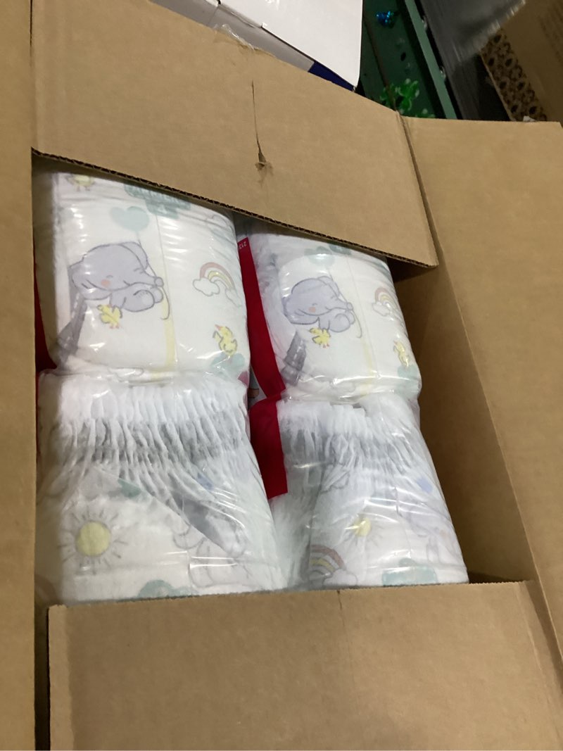 Condition photo showing New/Like New for pampers diapers - swaddlers 360° - size 4, 132 count, up to 100% leakproof comfy dry fit, designed for easy changes, pull on baby diaper (packaging may vary) size 4 132