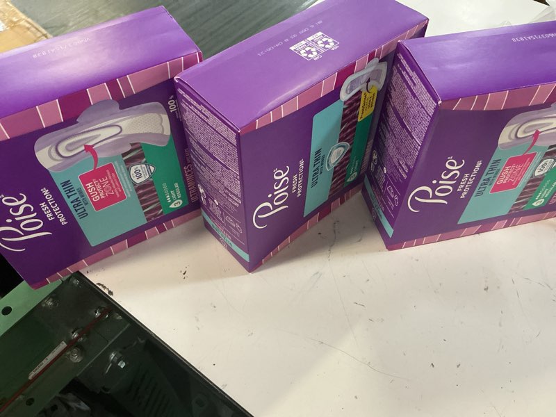 Condition photo showing New/Like New for poise ultra thin incontinence & postpartum pads with wings for bladder leaks, 3 drop light absorbency, regular length, 132 count (packaging may vary) regular 132