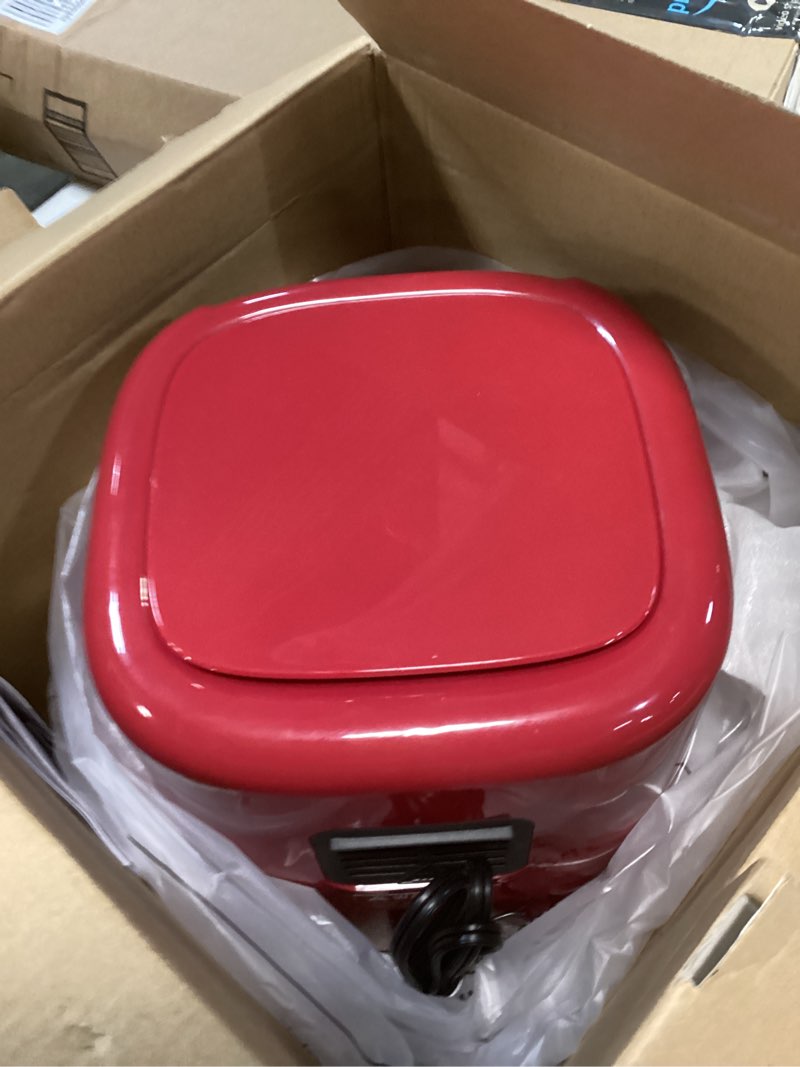 Condition photo showing Good Condition for CHEFMAN 2 Qt Mini Air Fryer – Digital Space-Saving Compact Air Fryer with Nonstick and Dishwasher Safe Basket, Quick & Easy Meals in Minutes, Features Digital Timer and Shake Reminder – Red 2 Quart Red