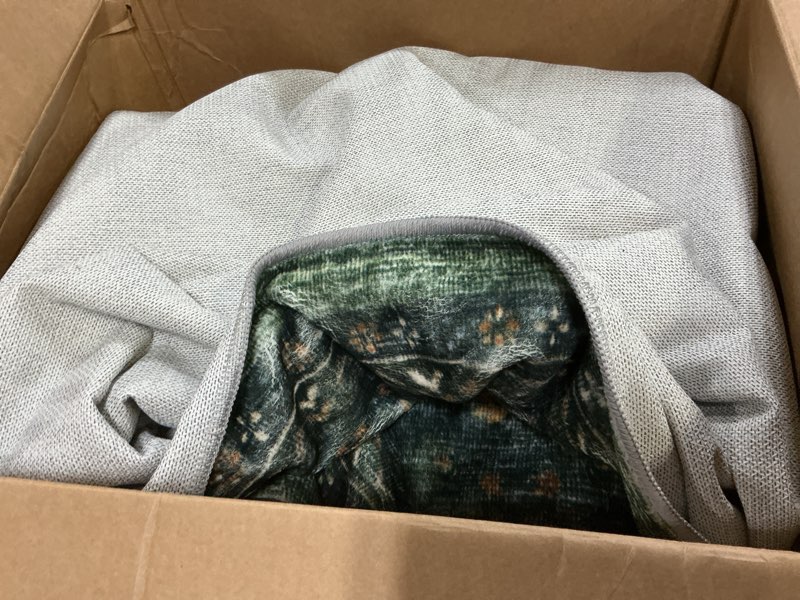 Condition photo showing As Is for Olive Green 9x12 Area Rugs for Living Room Bedroom Rug Washable Vintage Neutral Farmhouse Rug Carpet Dining Room Rugs Office Retro Oriental Easy Clean Non Slip Large Dark Green/Olive 9' x 12' (Rectangular)