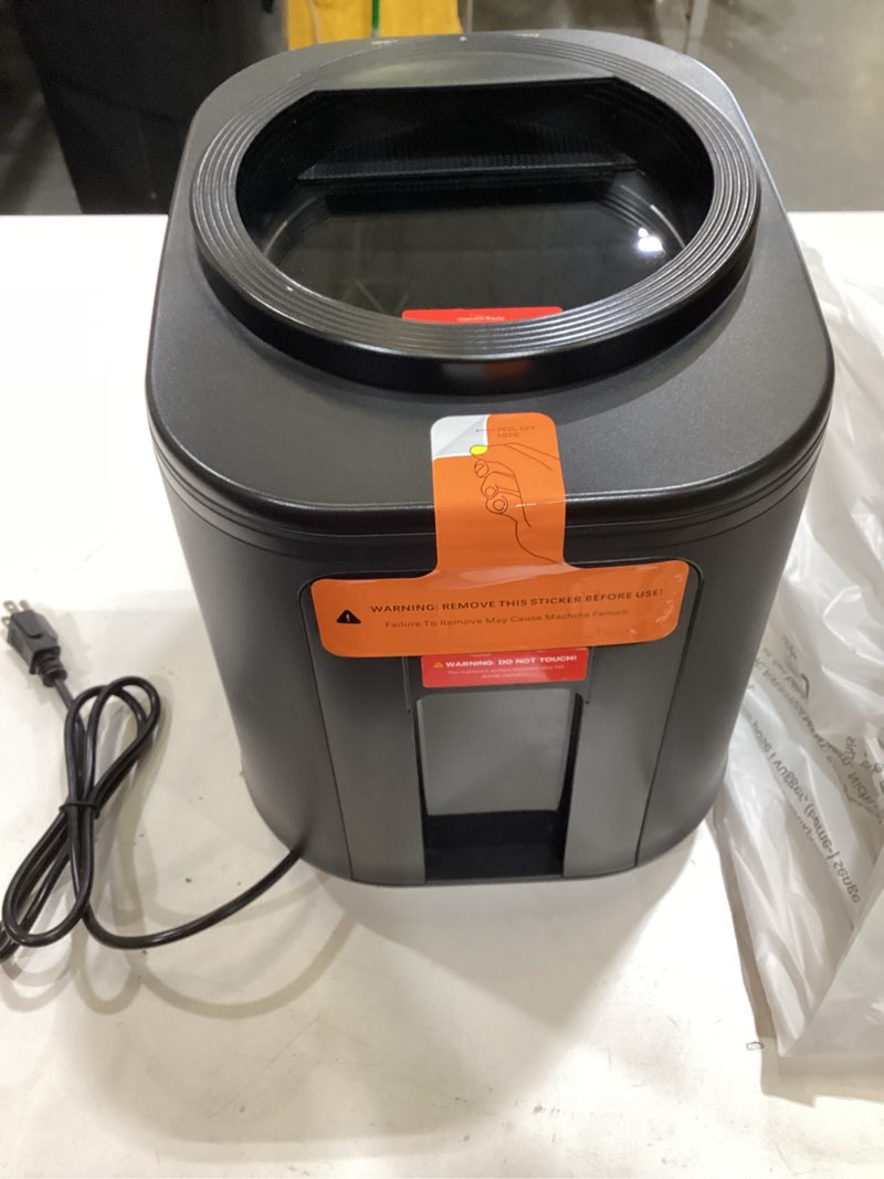 Condition photo showing As Is for 4l electric composter for kitchen, smart countertop compost bin, odorless | low noise | auto-cleaning | turn food waste into fertilizer, indoor food waste compost machine, black