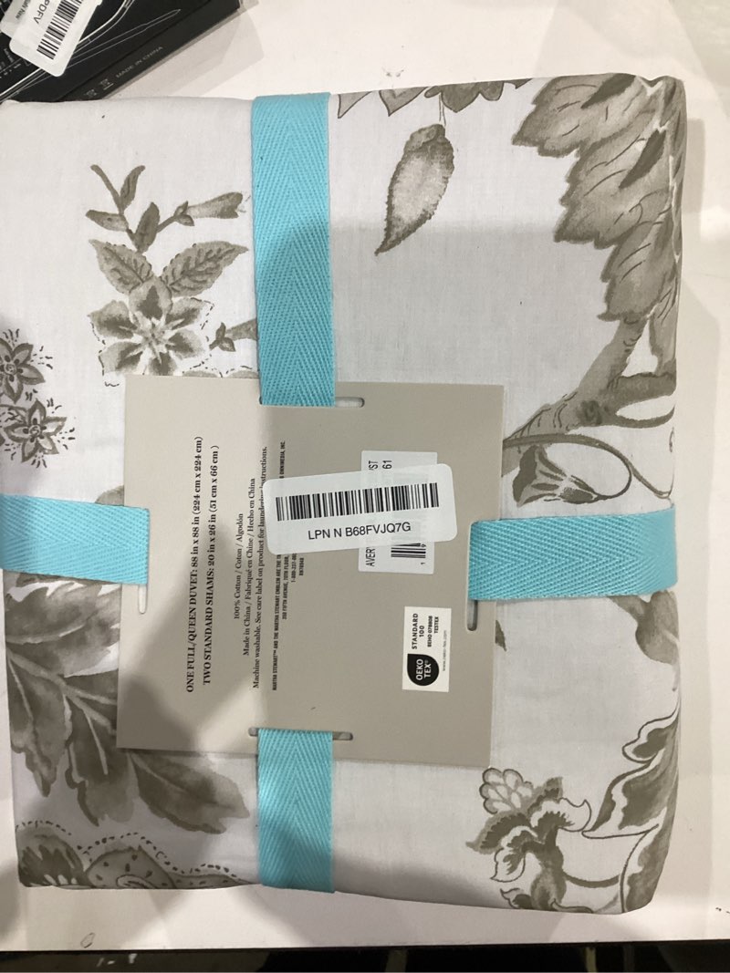 Condition photo showing New/Like New for Martha Stewart - Queen Duvet Cover Set, Smooth Sateen Front with Subtle Sheen & Lightweight Cotton Percale Reverse, 3 Piece Bed Set with Matching Pillowcases (Avery Floral Grey) King Avery Floral Grey