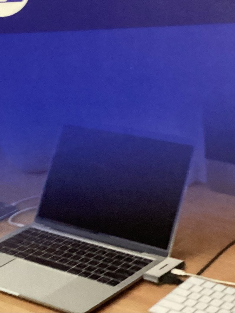 C-6. Philips USB-C Multiport Hub, with 4K HDMI Display, 100Watt Power Delivery N