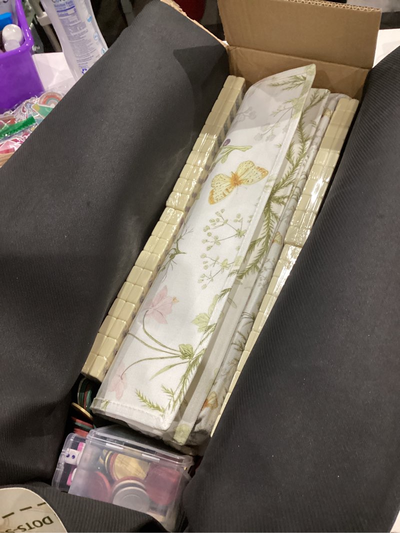 Condition photo showing Good Condition for American Mahjong Tiles Set with Noise Reducing Mahjong Mat, 166 White Mahjong Game with Portable Storage Bags, 4 All-in-One Color Rack/Pushers, Scoring, Plastic Coins Dices for Adults & Beginners